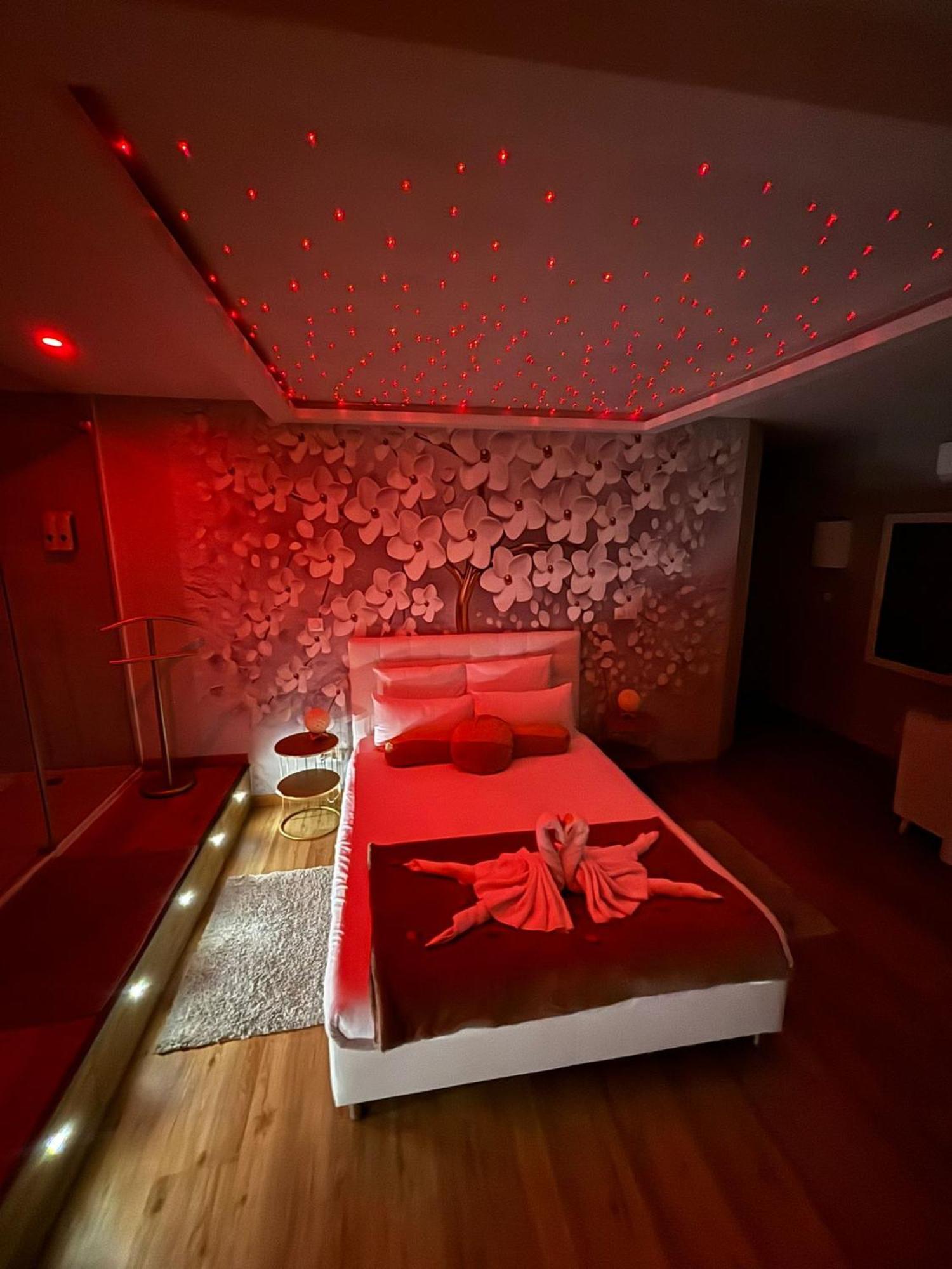 Studio Love Room Spa Baignoire Double La Ciotat Centre Port Esterno foto